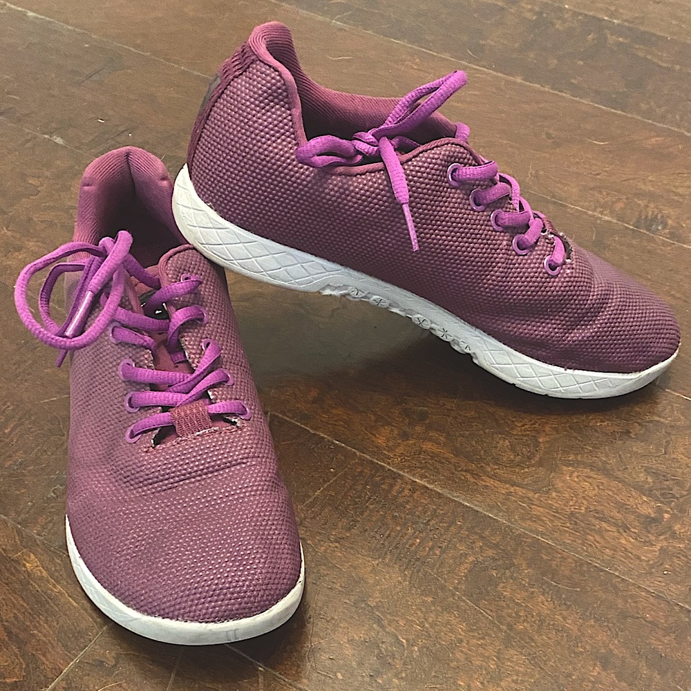 NoBull Women’s trainers size 8.5